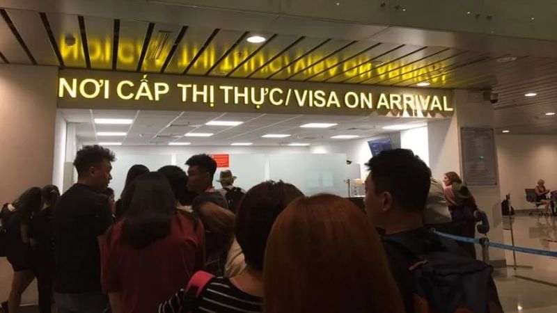 Comparing Vietnam e-Visa and Visa on Arrival